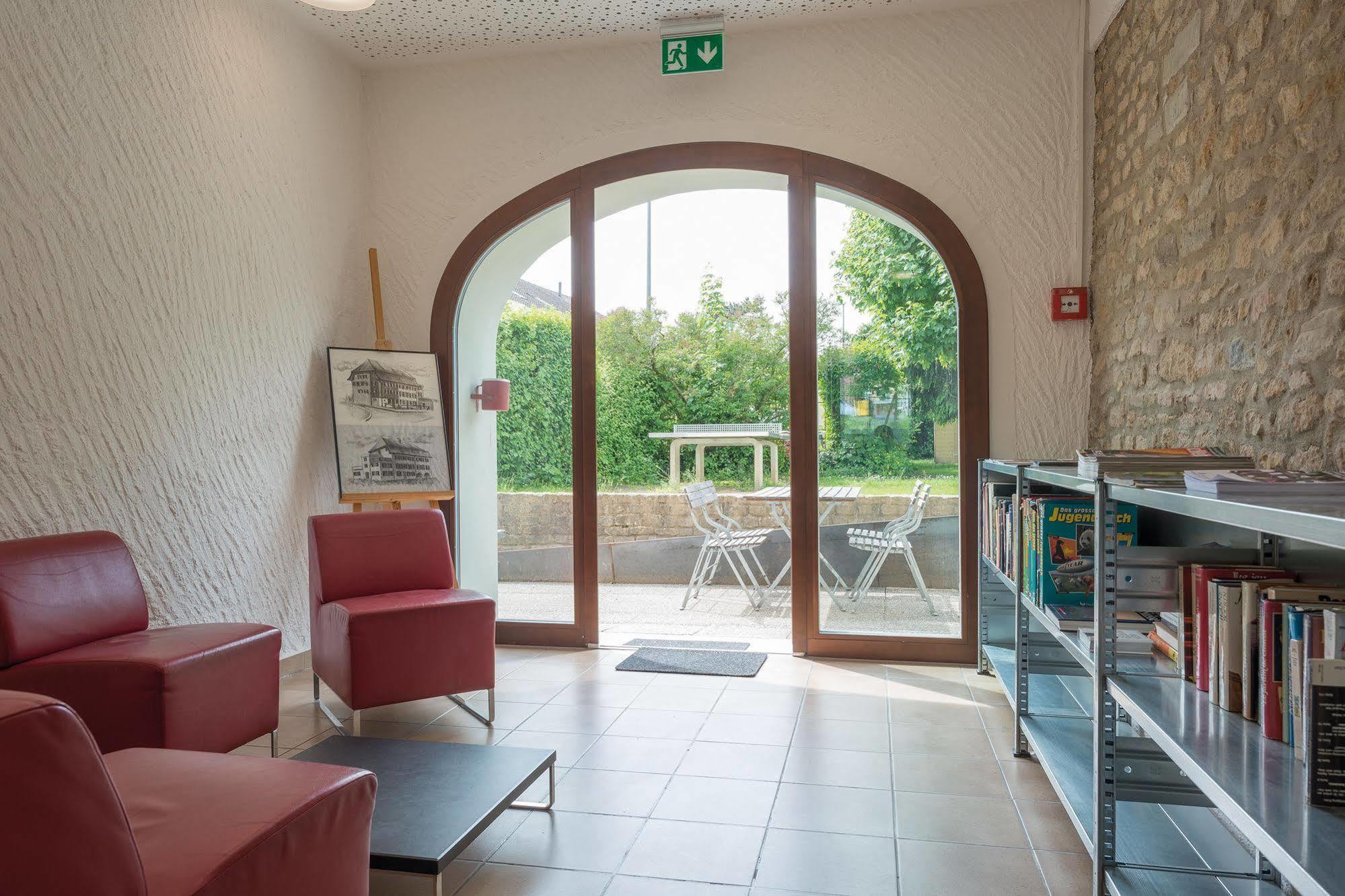 Avenches Youth Hostel Exterior photo